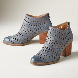 Sundance NWOB Westwood Denim Shoes size 10